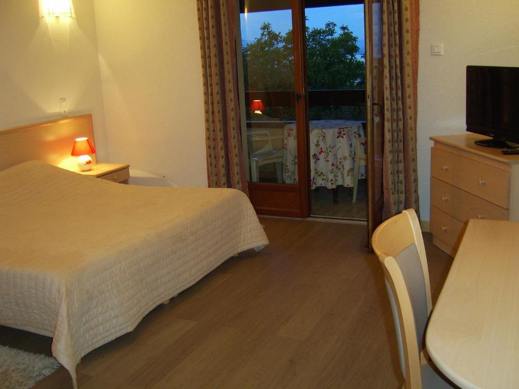 Hotel Les Pavillons Du Golf Evian-les-Bains Bagian luar foto
